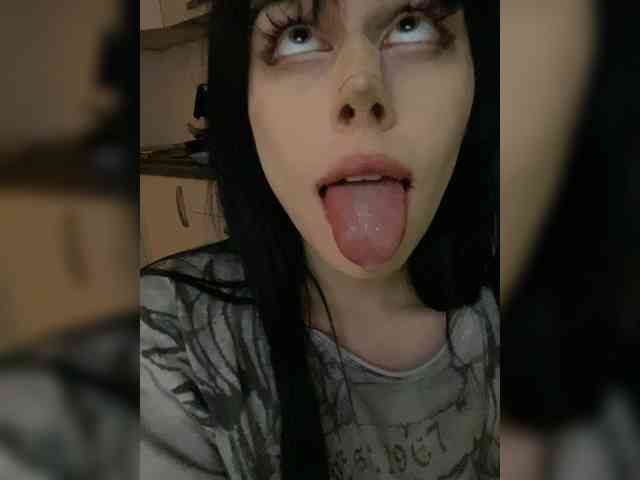 emogirl webcam