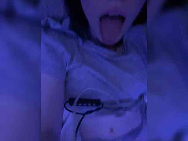 emog1rl Sex Cam Show