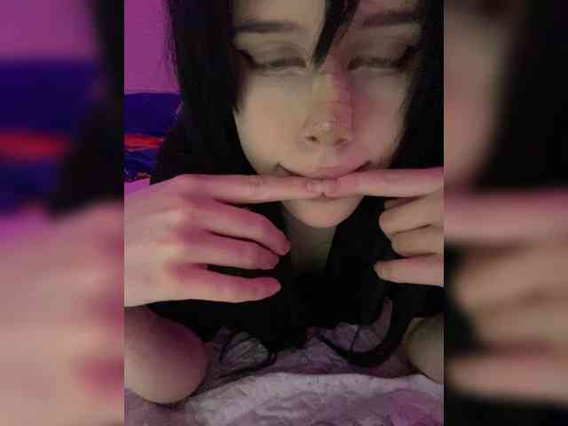emogirl webcam