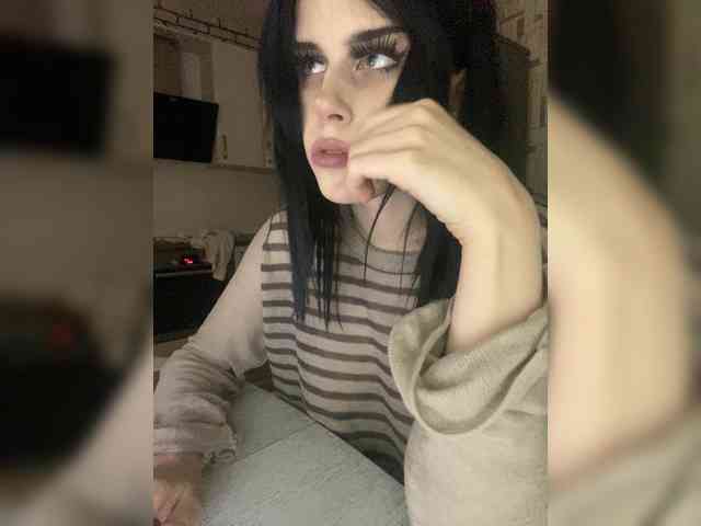 emogirl webcam