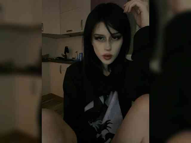 emogirl webcam