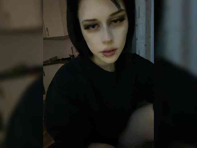 emogirl webcam