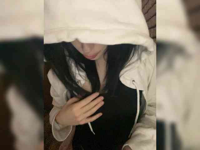 emogirl webcam