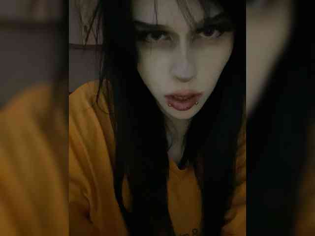 emogirl webcam