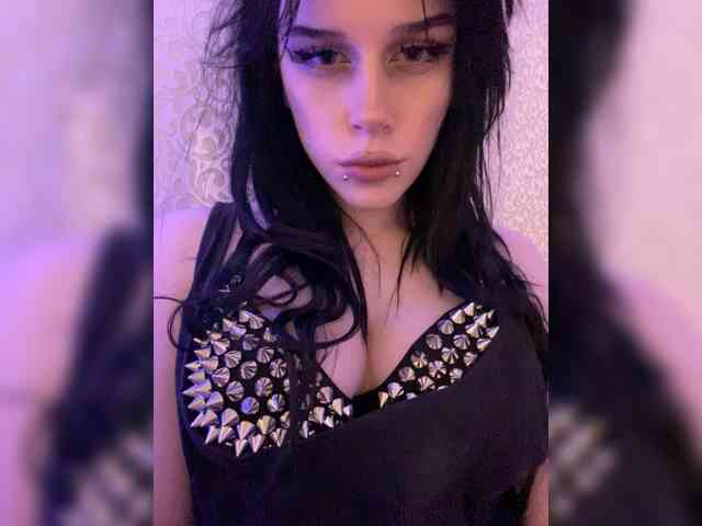 emogirl webcam
