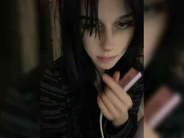 emogirl webcam