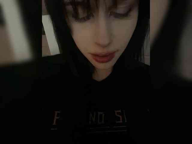 emogirl webcam