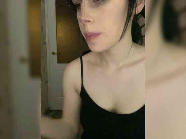 emogirl webcam