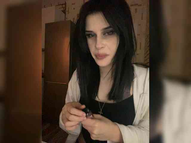 emogirl webcam