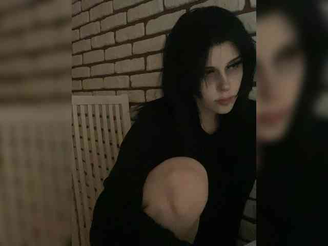 emogirl webcam