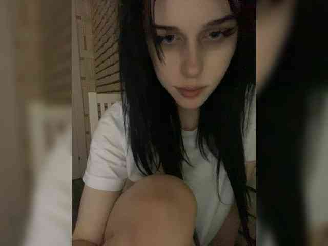 emogirl webcam
