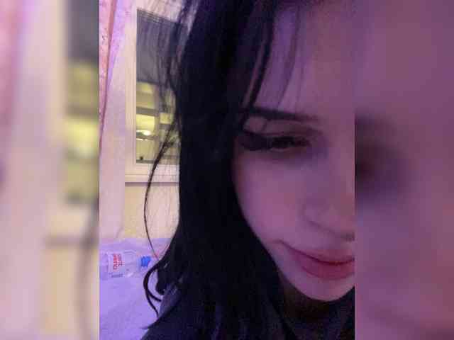 emogirl webcam