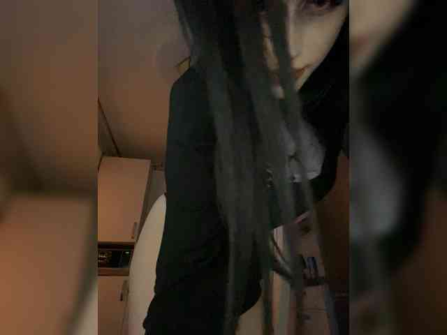 emogirl webcam