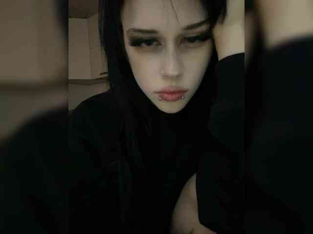 emogirl webcam