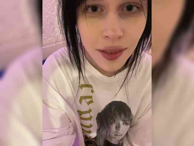 emog1rl Live Webcam on BongaCams