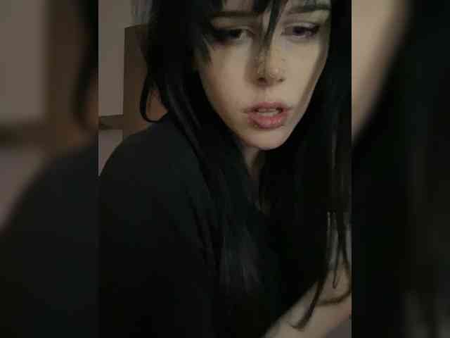 emogirl webcam