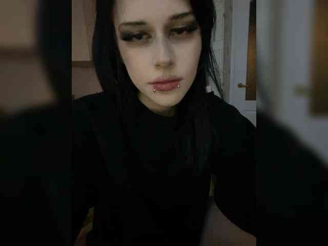 emogirl webcam