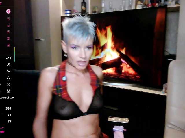 в попе у Alice69Sochi