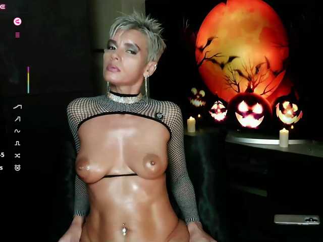 Alice69Sochi live cam on BongaCams