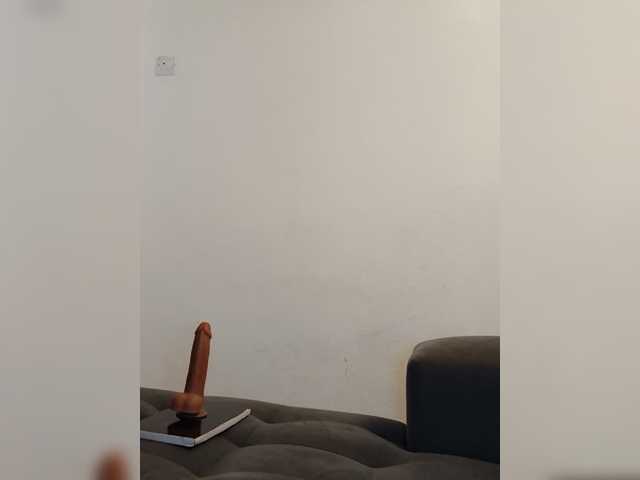 GlobeTrottieHottie1 live cam on BongaCams