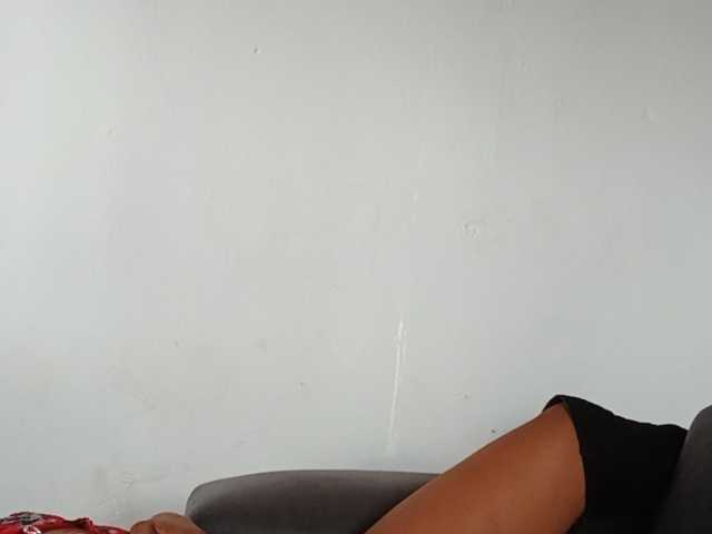 GlobeTrottieHottie1 live cam on BongaCams