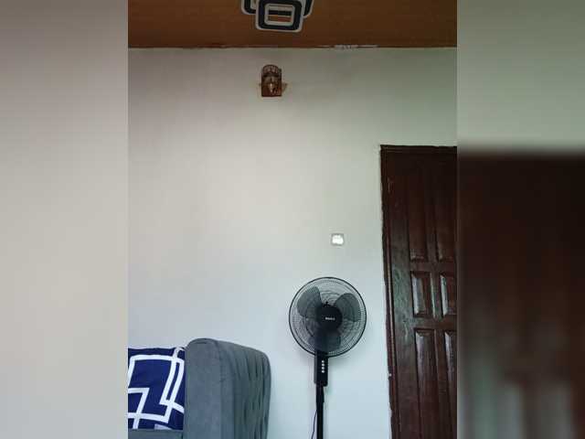 GlobeTrottieHottie1 live cam on BongaCams