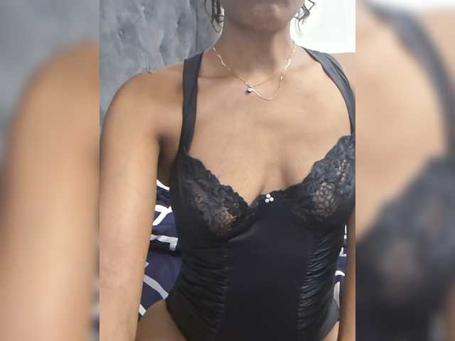 ShontieVicen live cam preview