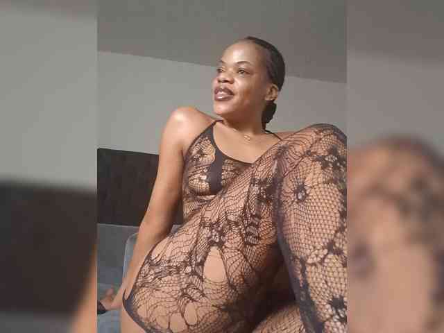 GlobeTrottieHottie1 webcam