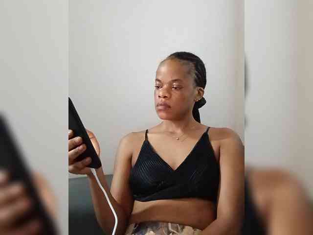 ShontieVicen webcam