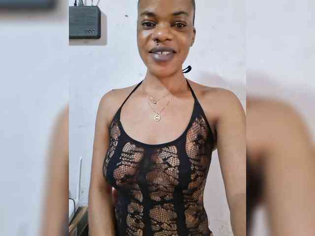 GlobeTrottieHottie1 webcam