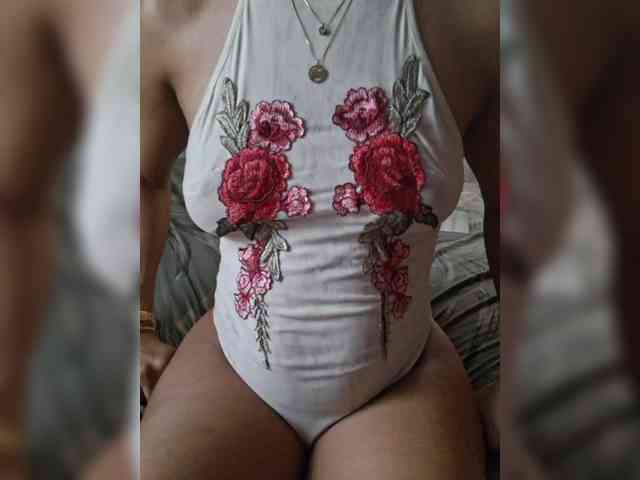GlobeTrottieHottie1 webcam