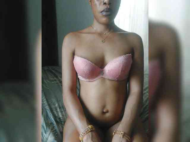 GlobeTrottieHottie1 webcam