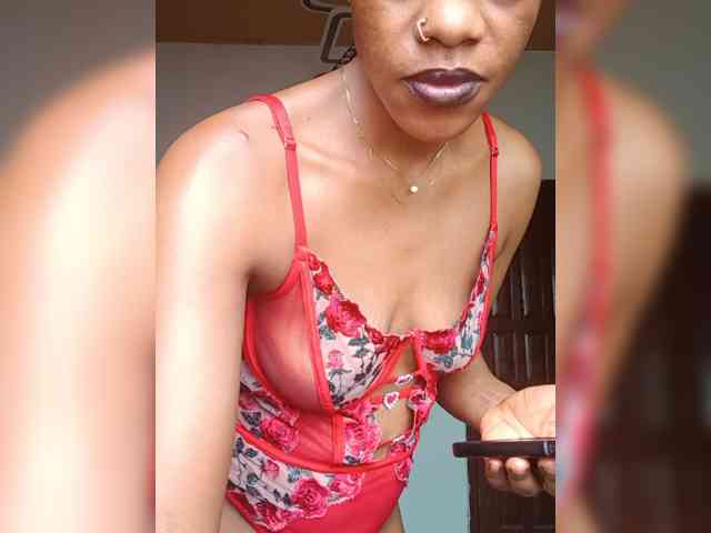 GlobeTrottieHottie1 webcam