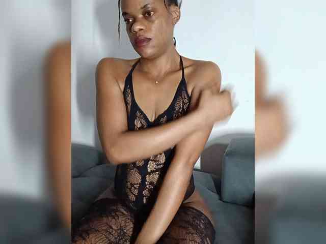 GlobeTrottieHottie1 GlobeTrottieHottie1