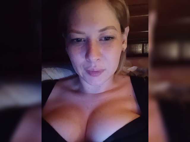 AnastasiaSinfil live cam on BongaCams