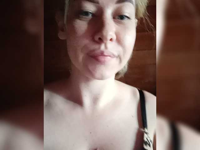 AnastasiaSinfil live cam on BongaCams