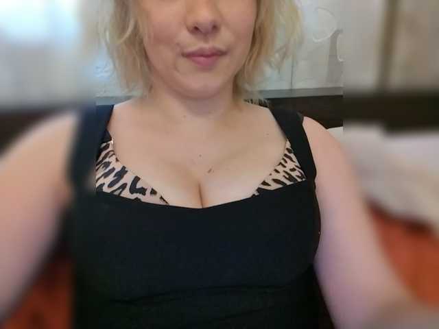 AnastasiaSinfil live cam on BongaCams