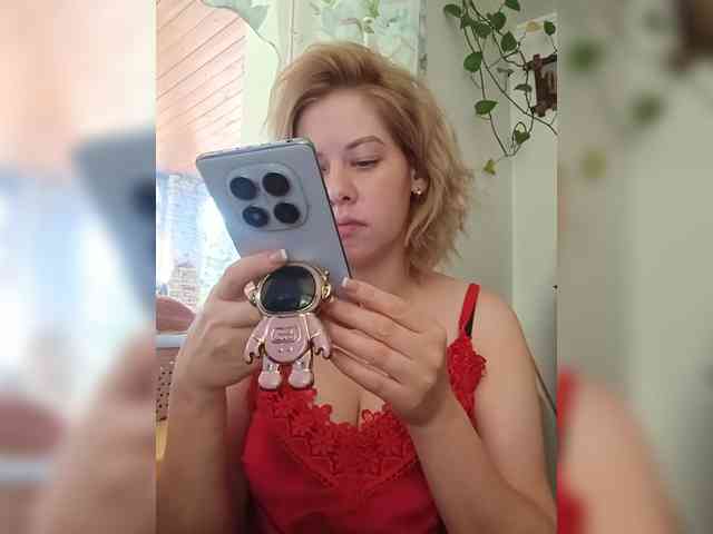 AnastasiaSinfil webcam