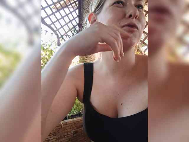 AnastasiaSinfil webcam