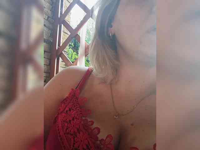AnastasiaSinfil webcam