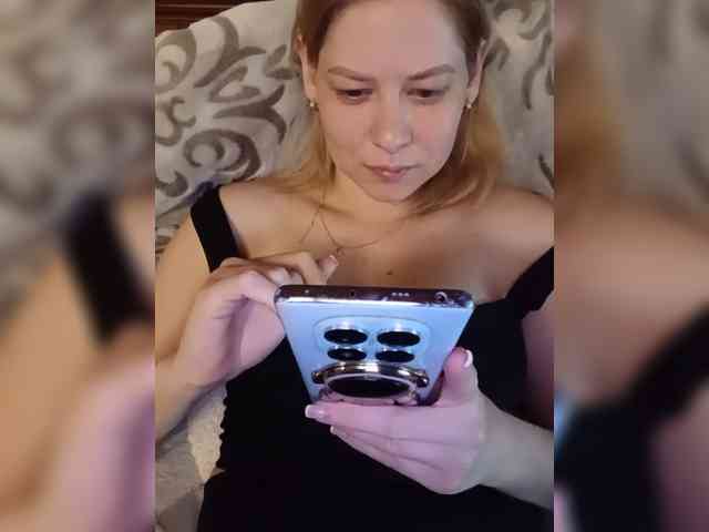 AnastasiaSinfil webcam