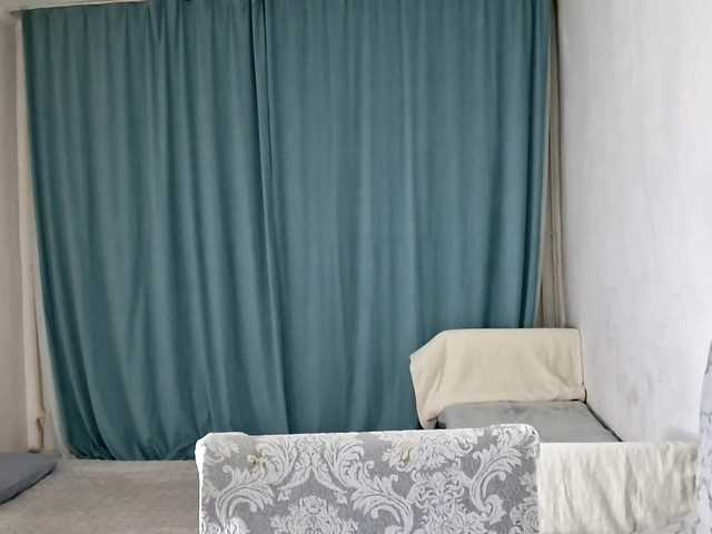 AraPfieffer's BongaCams show and profile