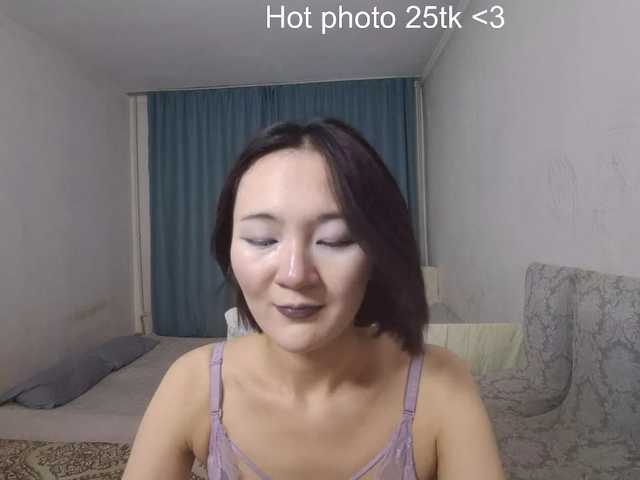 UrSweetieLeigh live webcam show