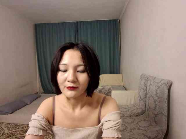 UrSweetieLeigh webcam