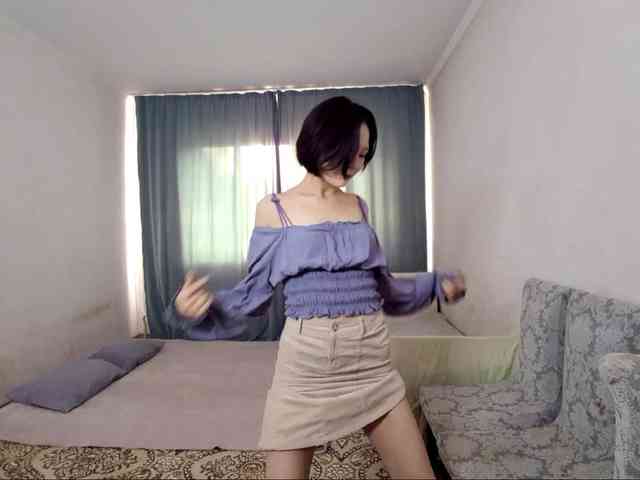 UrSweetieLeigh webcam