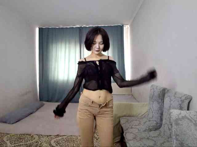 UrSweetieLeigh webcam