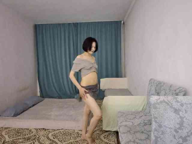 UrSweetieLeigh webcam