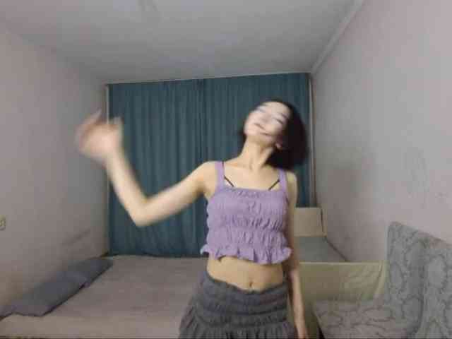 UrSweetieLeigh webcam