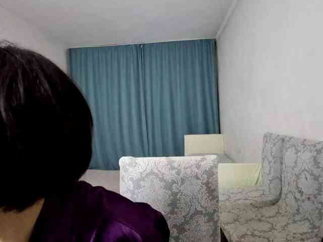 UrSweetieLeigh webcam