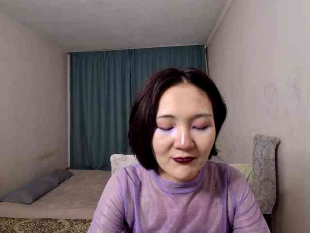 UrSweetieLeigh webcam